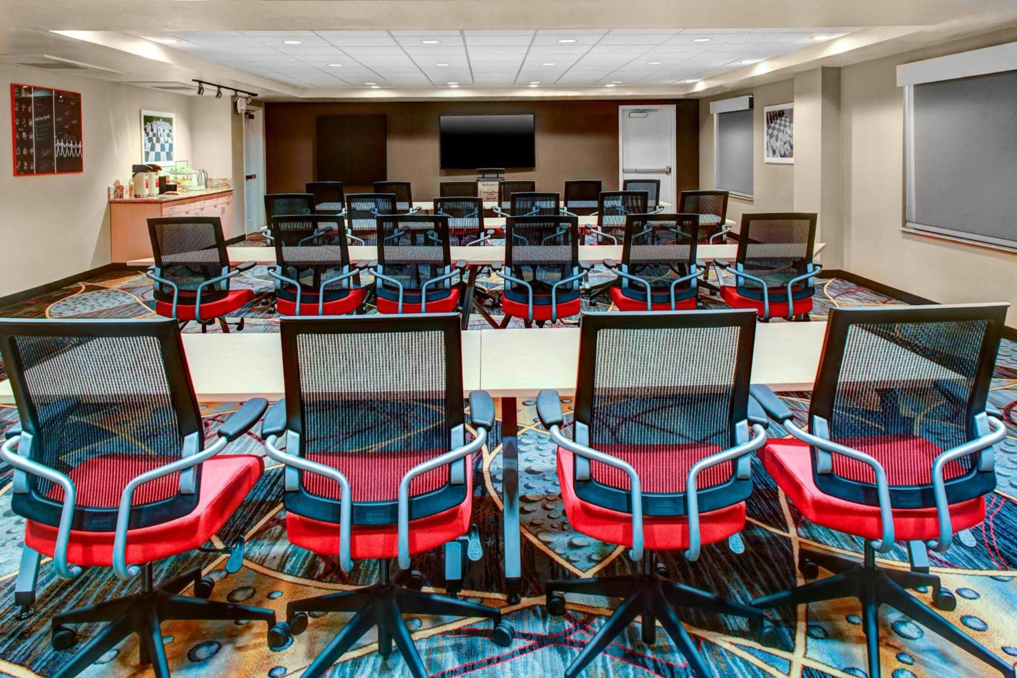 Towneplace Suites By Marriott Bakersfield West Exteriör bild