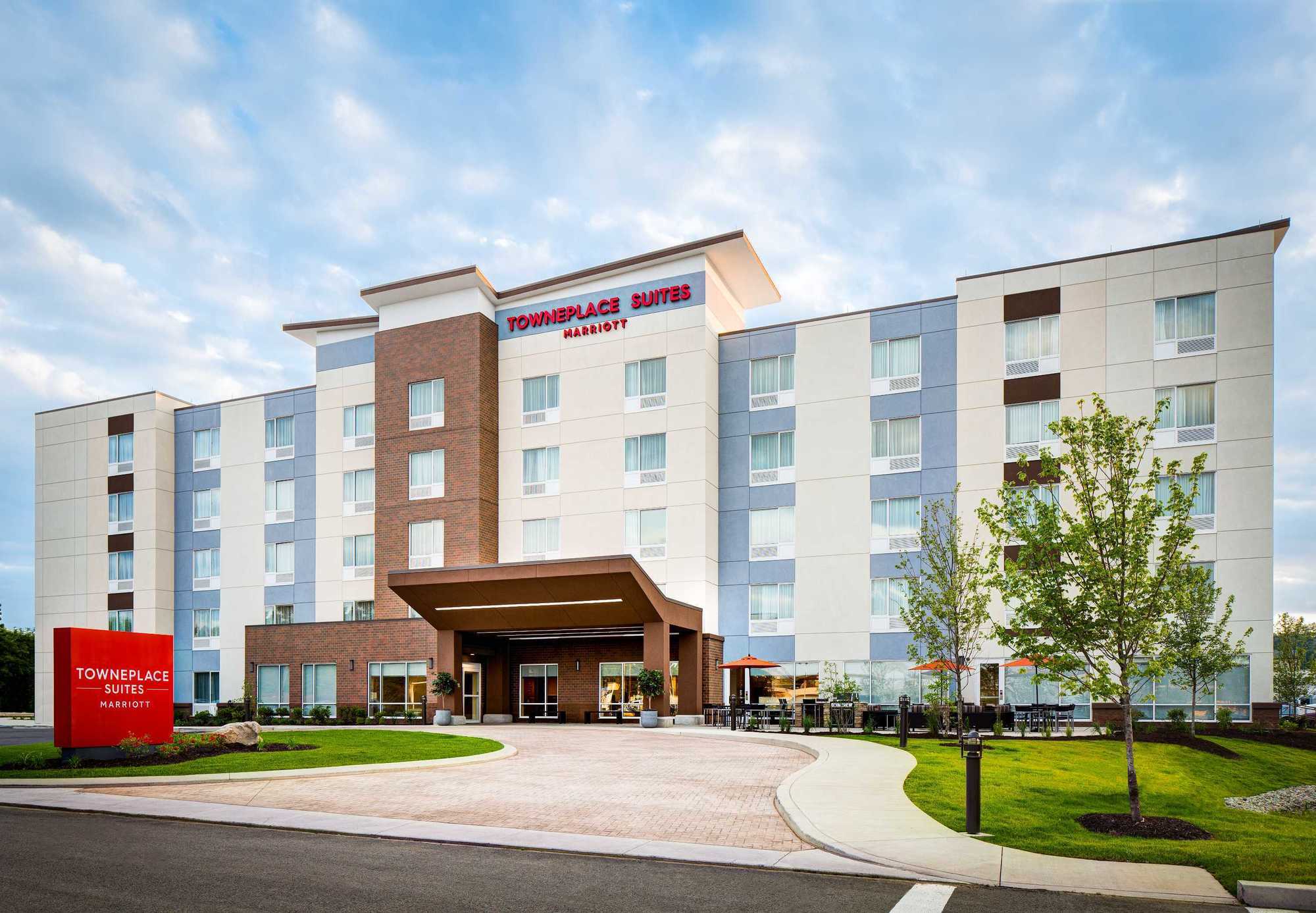 Towneplace Suites By Marriott Bakersfield West Exteriör bild