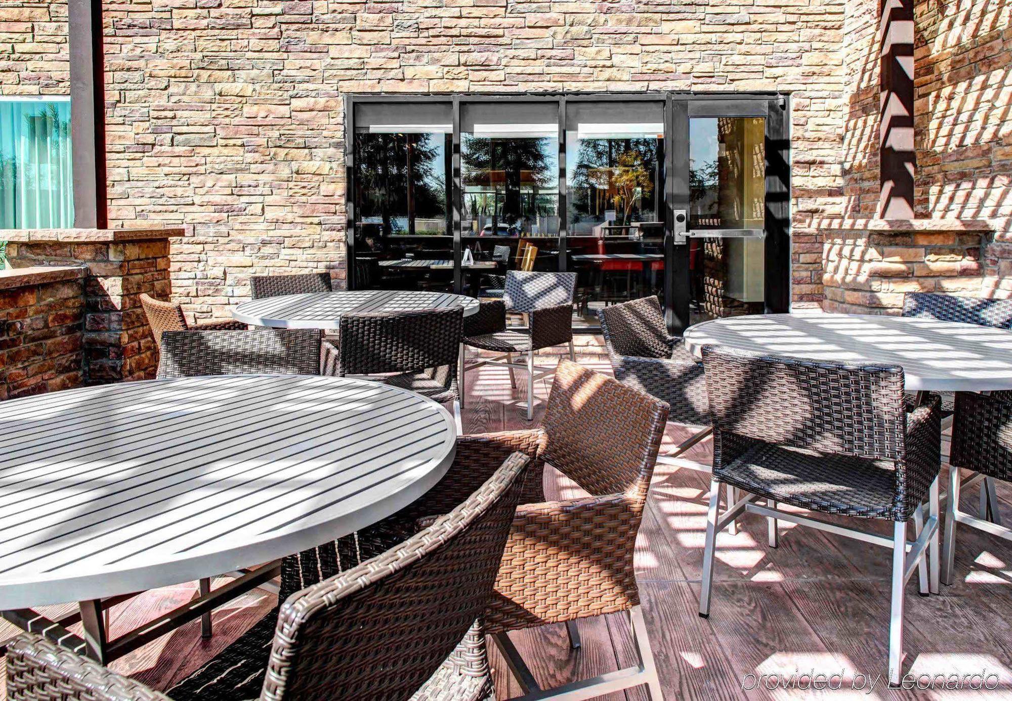 Towneplace Suites By Marriott Bakersfield West Exteriör bild